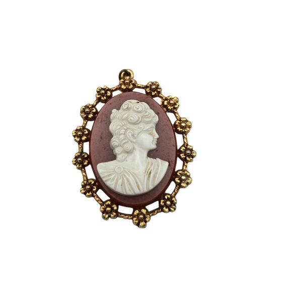 Floral Frame Cameo Vintage Gold-Tone Pendant - Picture 1 of 4